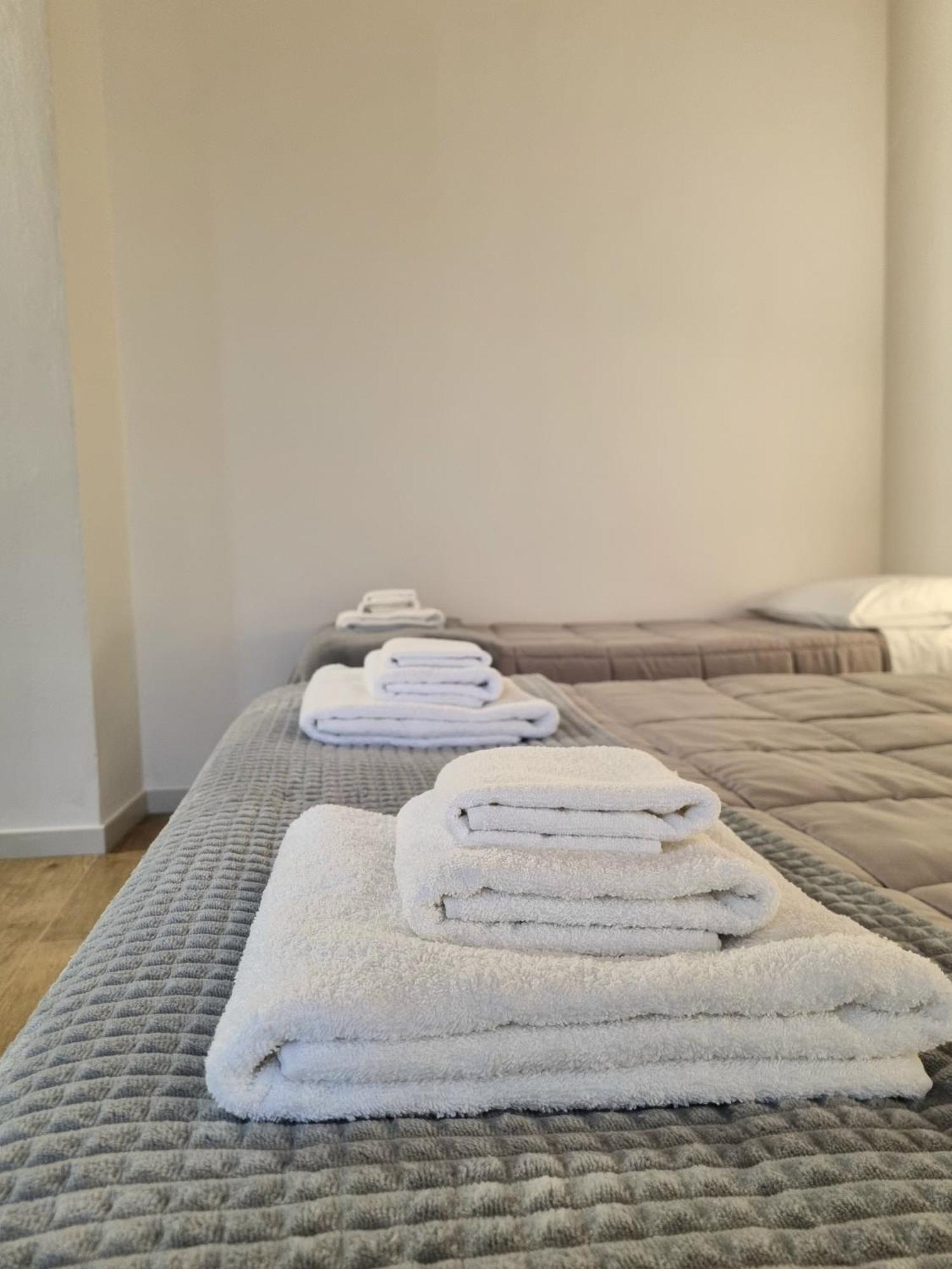 Downtown Maqueda Apartment Palermo Luaran gambar