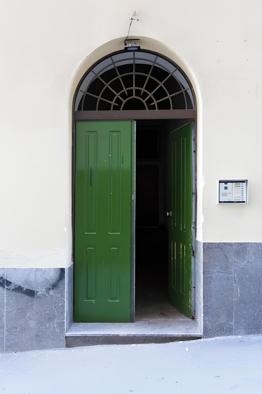 Downtown Maqueda Apartment Palermo Luaran gambar